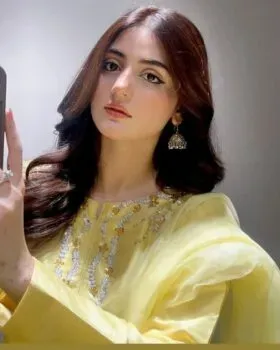 Khushi • Elite VIP escort in Punjabi Bagh Delhi
